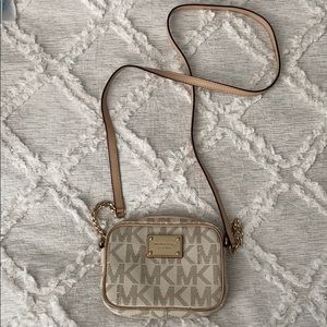 Michael Kors Crossbody Bag